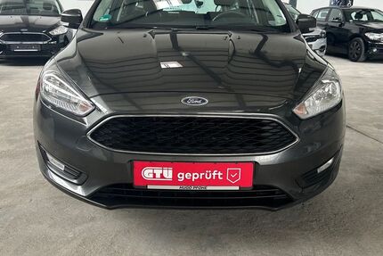 Ford Focus 95.285 km 8.400 &euro; Oberhausen 46149