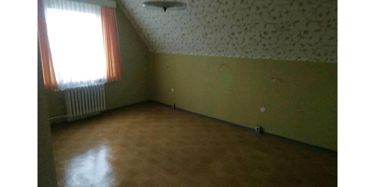 Einfamilienhaus Finsterwalde - 5 Zimmer, 110 m&sup2;, 160.000&euro; | Angebot:26834437