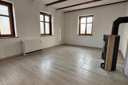 Wohnung Penzlin - 2 Zimmer, 69 m&sup2;, 500&euro; | Angebot:25342949