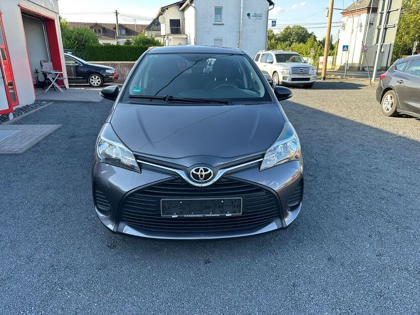 Yaris
