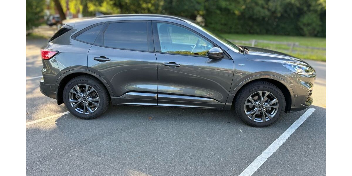 Ford Kuga 30.200 km 24.000 &euro; Hopsten 48496