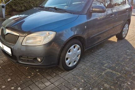 Skoda Fabia 136.028 km 3.300 &euro; Paunzhausen 85307