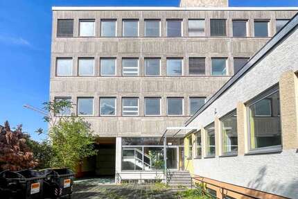 Büro in Darmstadt 2.700.000 € 897 m² zimmer