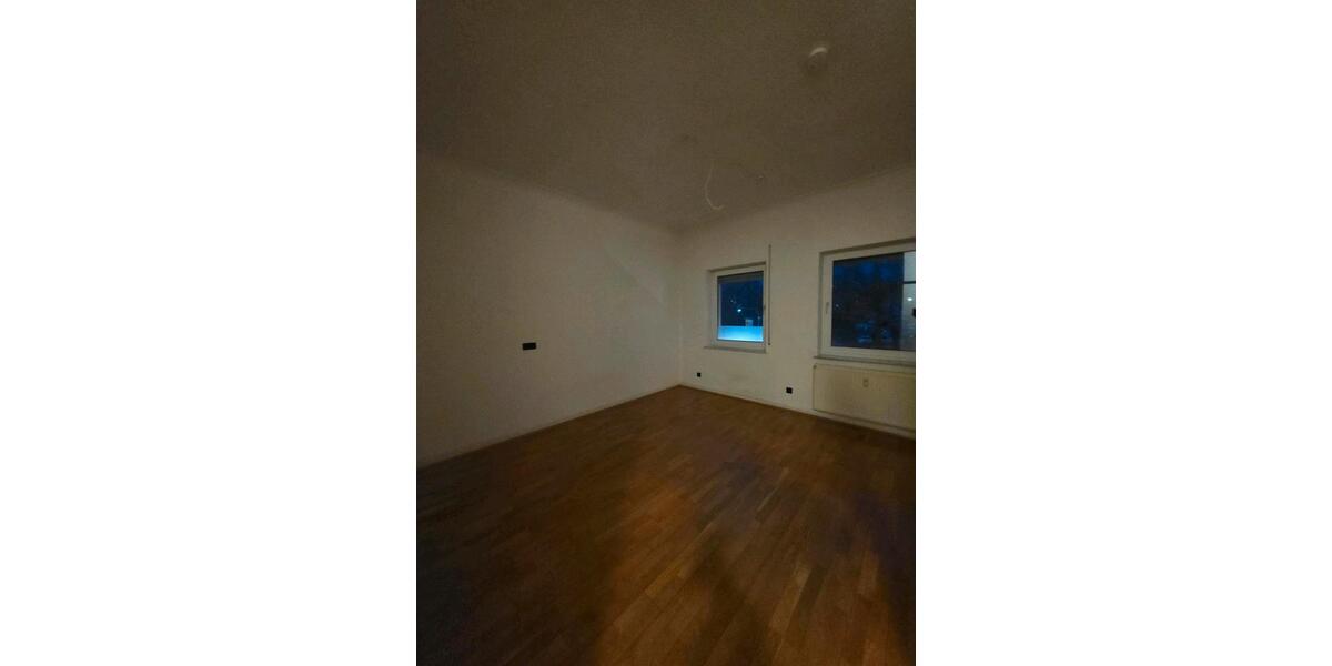 Etagenwohnung Ulm Söflingen - 5 Zimmer, 150 m&sup2;, 450&euro; | Angebot:25294011