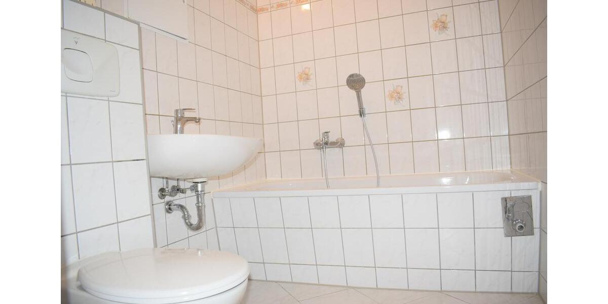 Etagenwohnung Gotha - 3 Zimmer, 59 m&sup2;, 360&euro; | Angebot:26563041