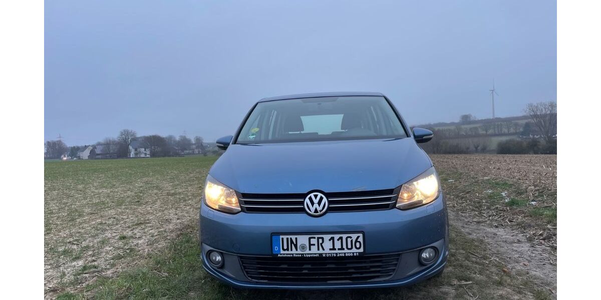 VW Touran 270.000 km 5.200 &euro; Unna 59423