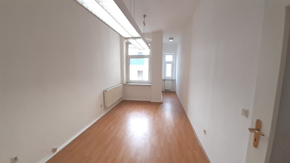Mehrfamilienhaus mit freien Wohnungen in Gera - Mehrfamilienhaus, Wohnhaus Gera | Angebot:14517875