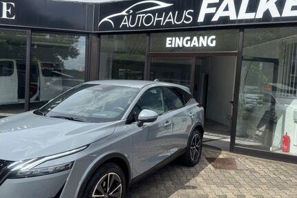 Nissan Qashqai 19.999 km 24.980 &euro; Krefeld 47799