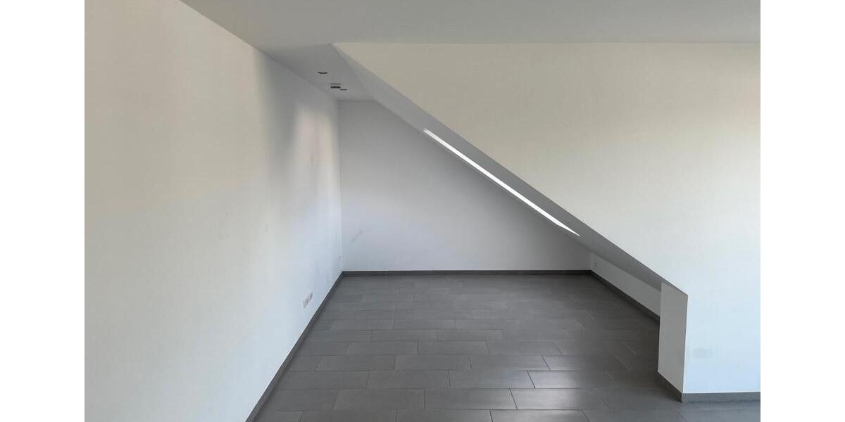 Dachgeschoßwohnung Gütersloh - 2 Zimmer, 62 m&sup2;, 550&euro; | Angebot:26322742