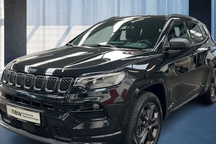 Jeep Compass 72.192 km 20.880 &euro; Frankfurt / Main 60314