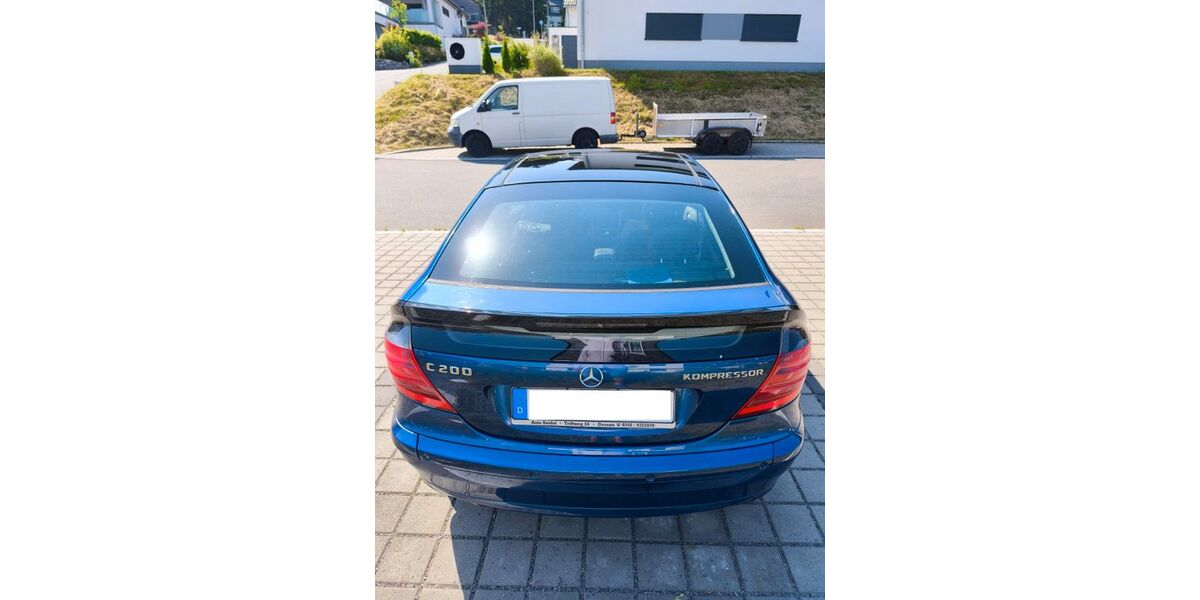 Mercedes-Benz C 200 118.235 km 3.499 &euro; Scheibenberg 09481