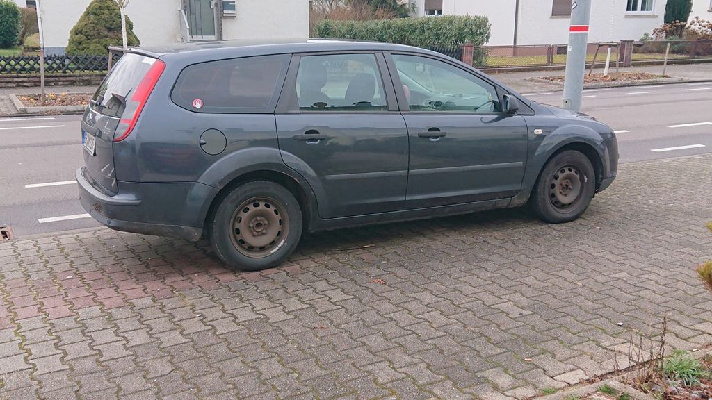 Ford Focus 206.000 km 1.350 &euro; Gaggenau 76571