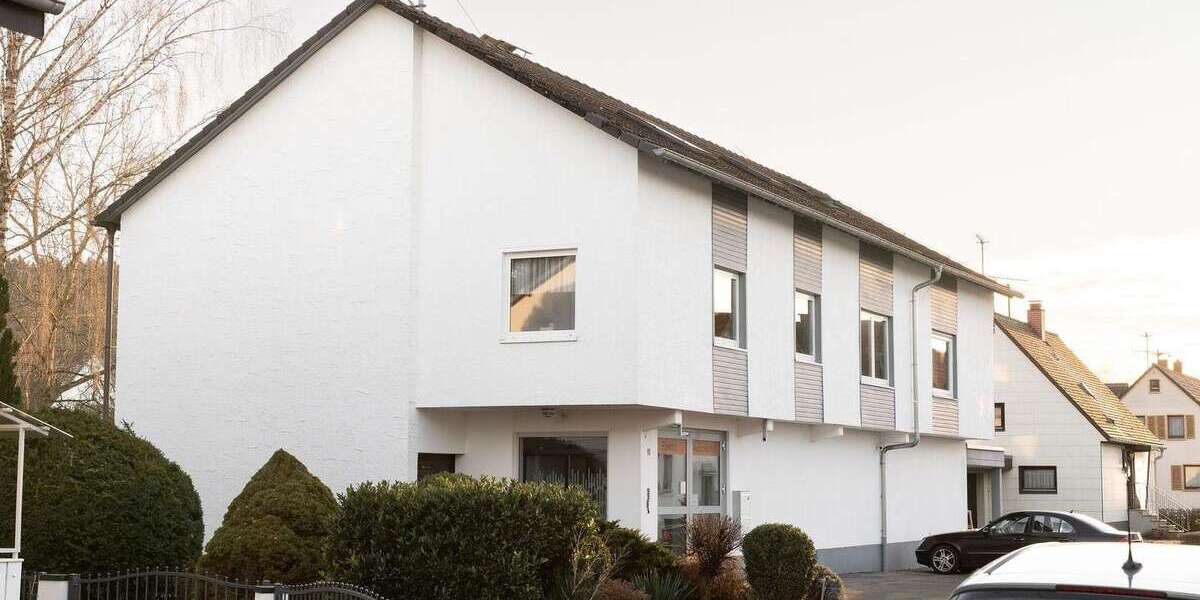 Einfamilienhaus Deißlingen - 15 Zimmer, 434 m&sup2;, 610.000&euro; | Angebot:26002480