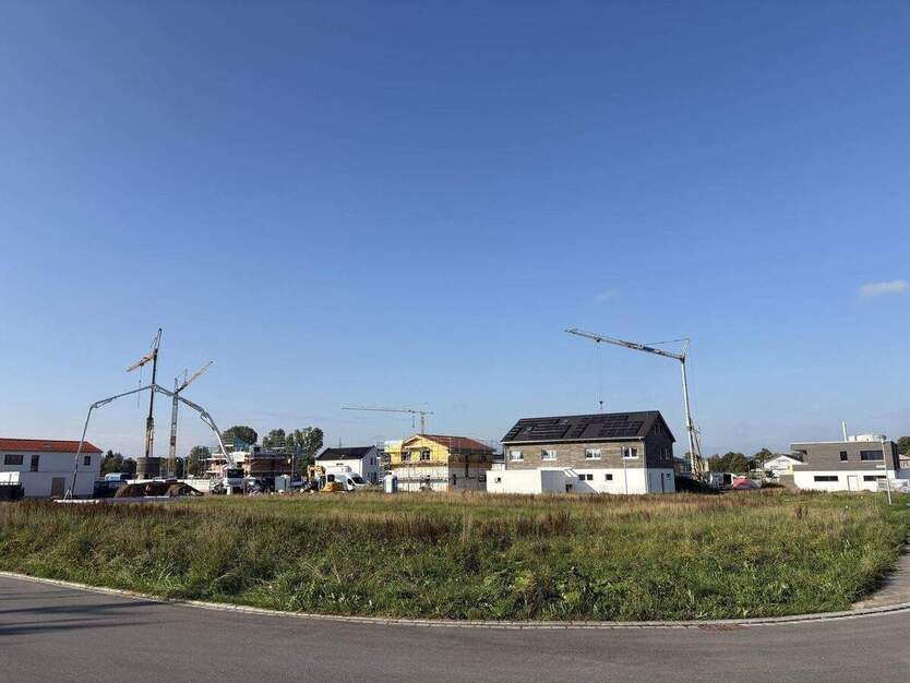 Wohnbaugrundstücke für Doppelhaushälften im Neubaugebiet Ströhlerweg in Leutkirch im Allgäu zimmer