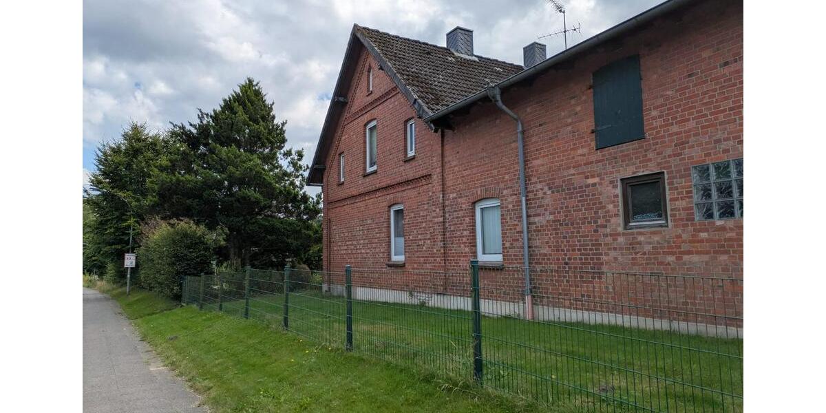 Großes Grundstück mit vermietetem Haus in Rosengarten-Eckel zimmer