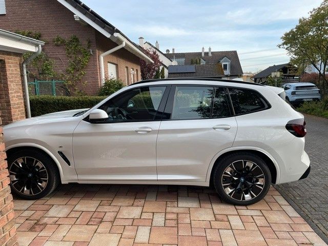 BMW iX3 19.204 km 45.900 &euro; Pulheim 50259