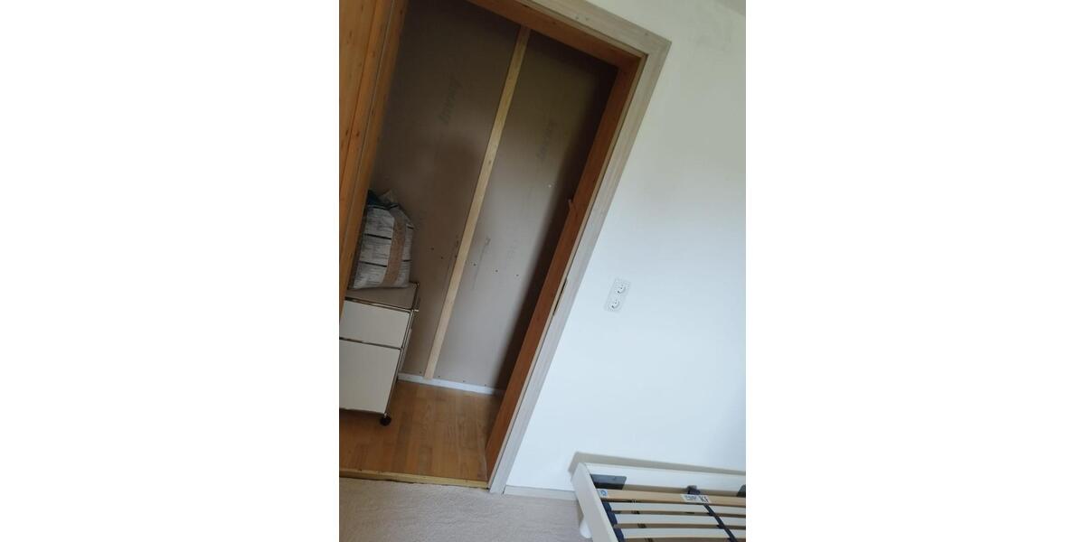 Etagenwohnung Seefeld - 1.5 Zimmer, 39 m&sup2;, 750&euro; | Angebot:25428050