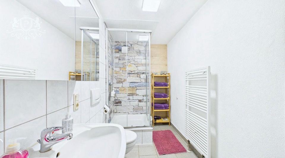Bauernhaus, Landhaus Schönecken - 10 Zimmer, 220 m&sup2;, 498.000&euro; | Angebot:26855836