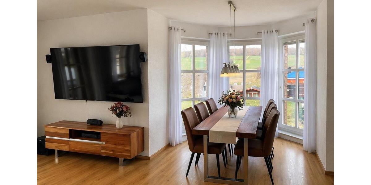 Einfamilienhaus Uslar - 6 Zimmer, 216 m&sup2;, 370.000&euro; | Angebot:26736941