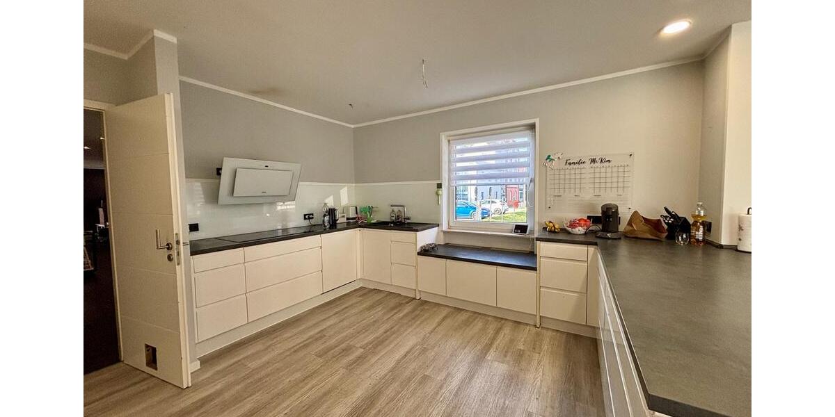 Bungalow Hohenstein - 8 Zimmer, 368 m&sup2;, 2.500&euro; | Angebot:25839146