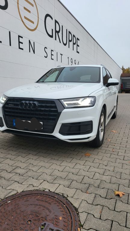 Q7