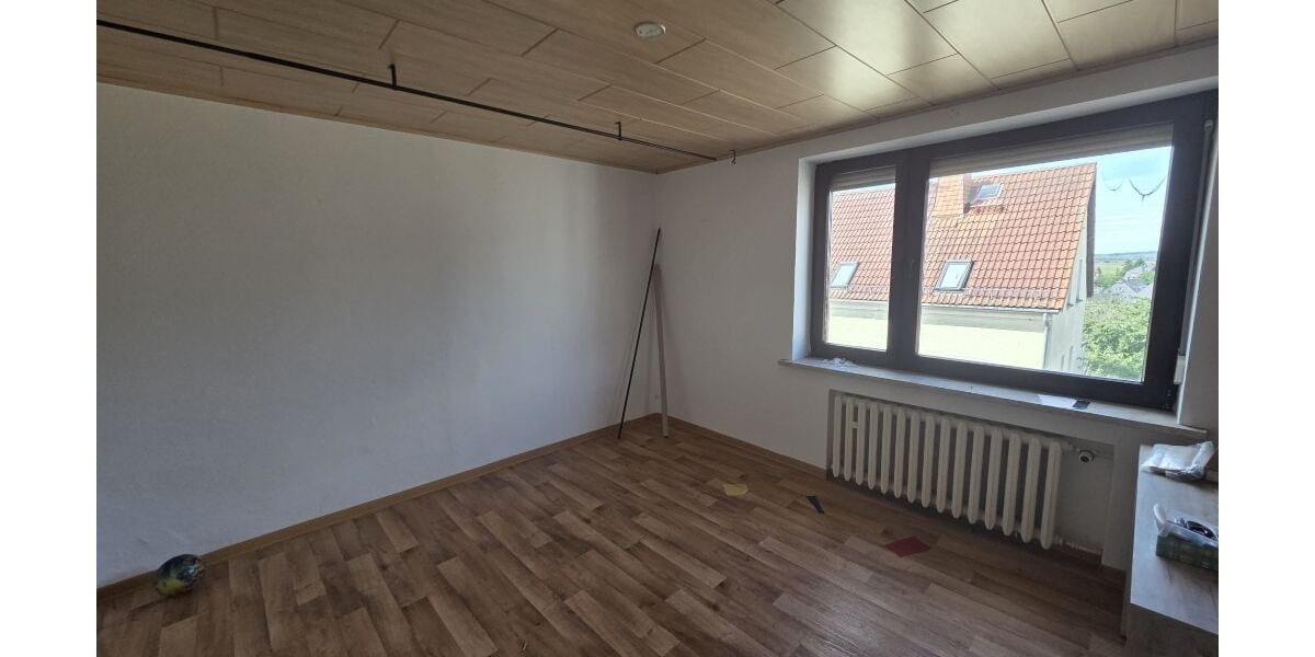 Charmante Doppelhaushälfte mit Potenzial in Limbach-Oberfrohna! - Zweifamilienhaus Limbach-Oberfrohna Oberfrohna | Angebot:23109314