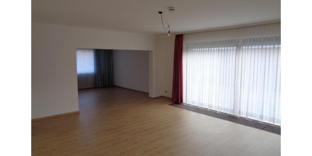 Einfamilienhaus Papenburg - 8 Zimmer, 228 m&sup2;, 345.000&euro; | Angebot:27018024
