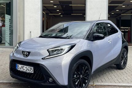 Toyota Aygo (X) 5.911 km 24.500 € Berlin 13403