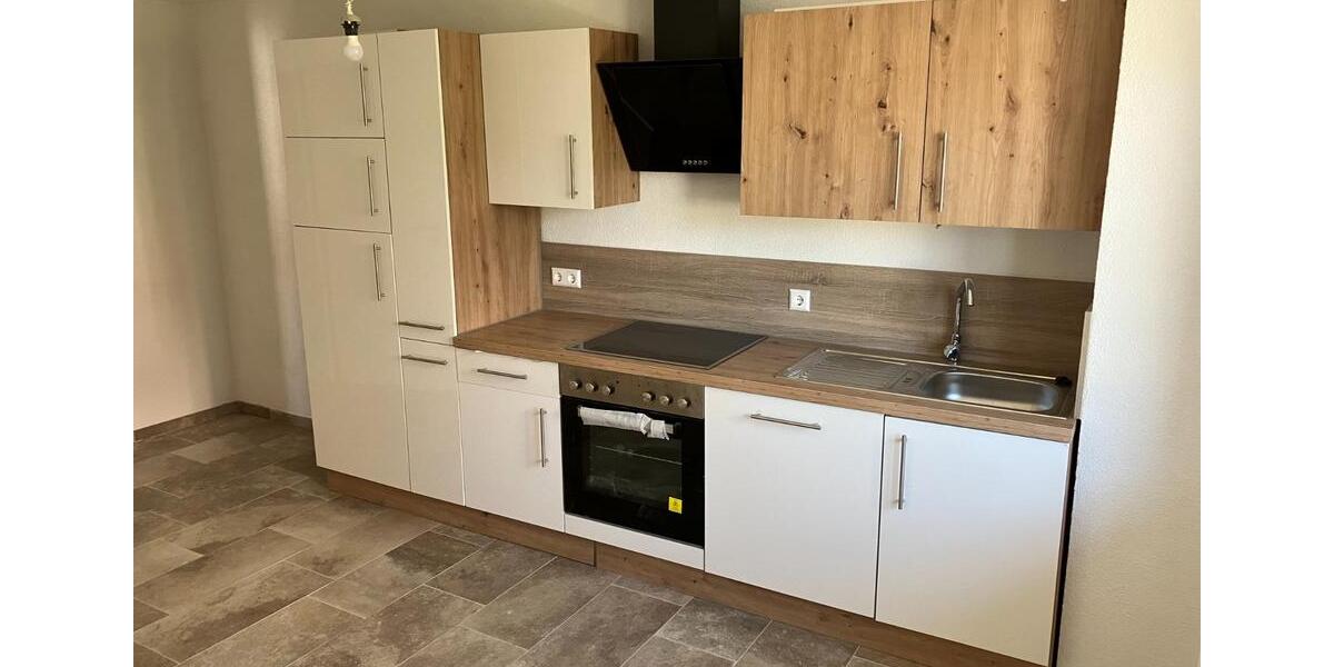 Renovierte schöne 4 Zimmer Wohnung 4 zimmer