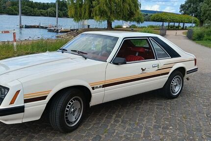 Ford Mustang 168.000 km 8.900 &euro; Budenheim 55257
