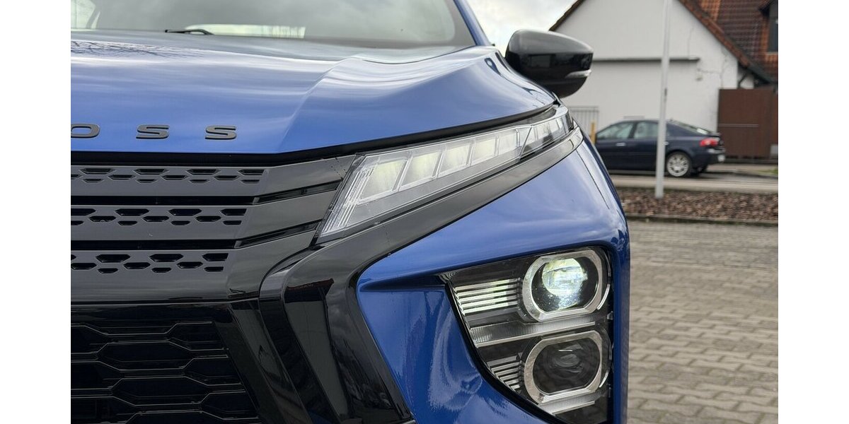 Mitsubishi Eclipse Cross Plus Select Black Hybrid 4WD 15.700 km 26.480 &euro; Donauwörth 86609