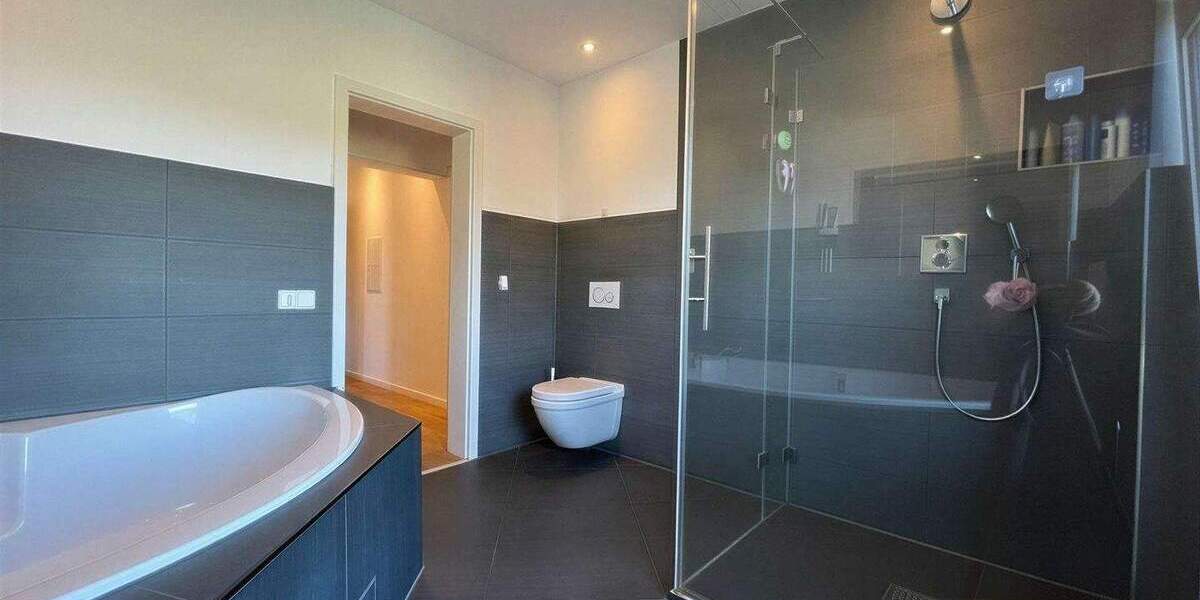 Etagenwohnung Ruppichteroth Schönenberg - 4 Zimmer, 118 m&sup2;, 329.000&euro; | Angebot:25800571