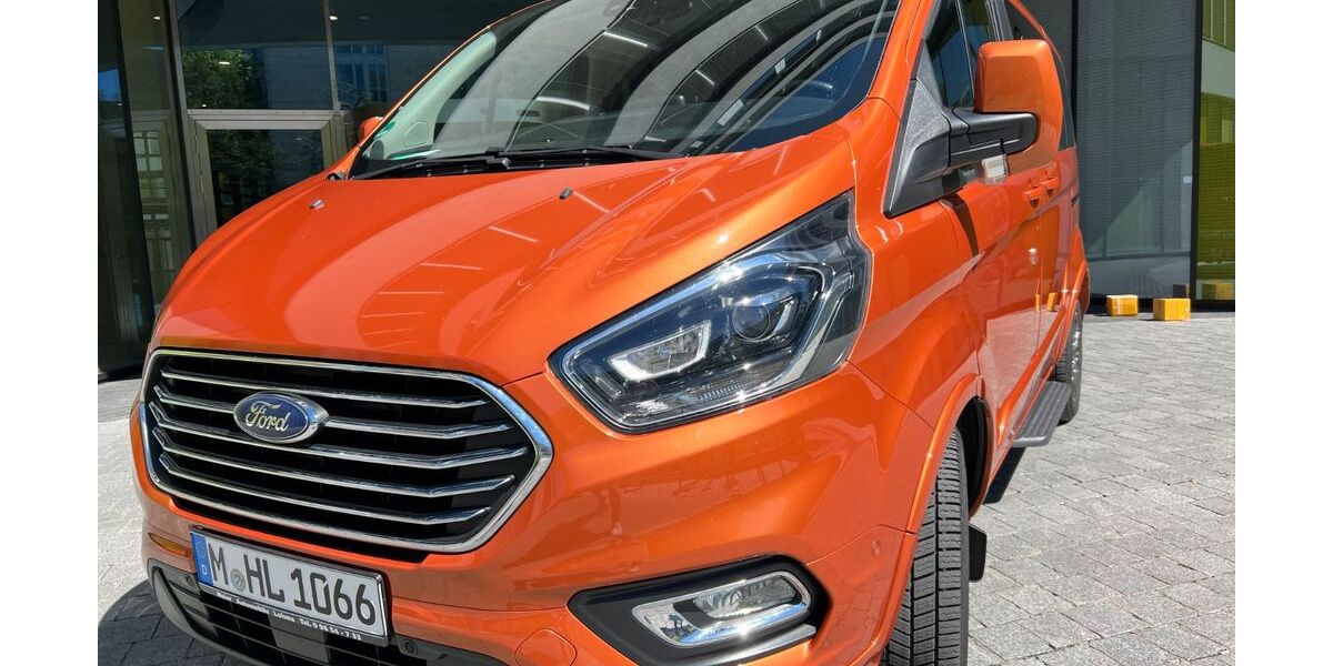 Ford Tourneo Custom 116.000 km 32.500 &euro; München 81371