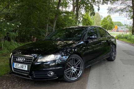 Audi A4 175.500 km 9.900 &euro; Damme 49401