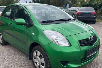 Toyota Yaris 162.000 km 2.990 € Chemnitz 09114
