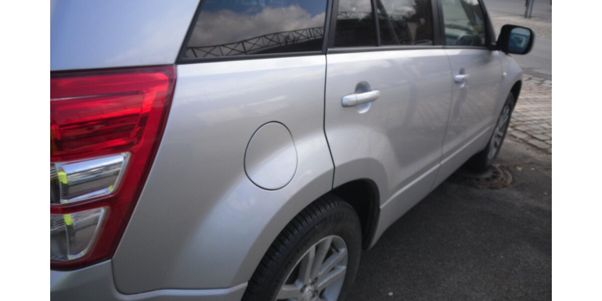 Suzuki Grand Vitara 98.068 km 7.900 &euro; Zwiesel 94227