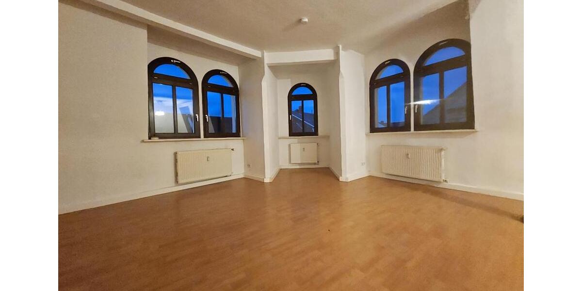 Dachgeschoßwohnung Altenburg - 2 Zimmer, 67 m&sup2;, 370&euro; | Angebot:24441333
