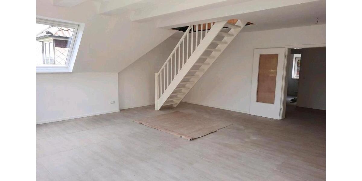 Maisonettenwohnung Westerrönfeld - 4 Zimmer, 135 m&sup2;, 1.200&euro; | Angebot:25322181