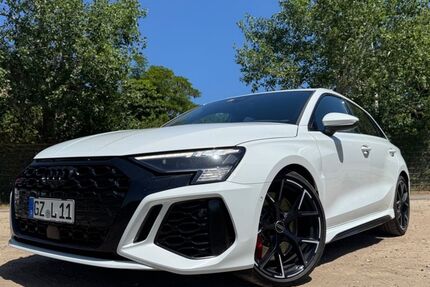 Audi RS3 57.000 km 53.990 &euro; Günzburg 89312