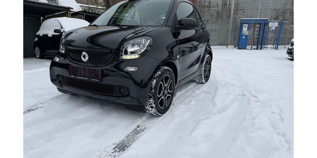Smart ForTwo 62.490 km 12.390 &euro; Lübeck 23554