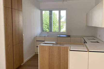 Wohnung zum Mieten in Kürnach 890 € 64.29 m²