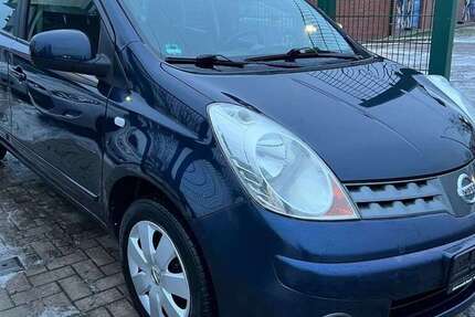 Nissan Note 144.000 km 3.490 &euro; Berlin 13086
