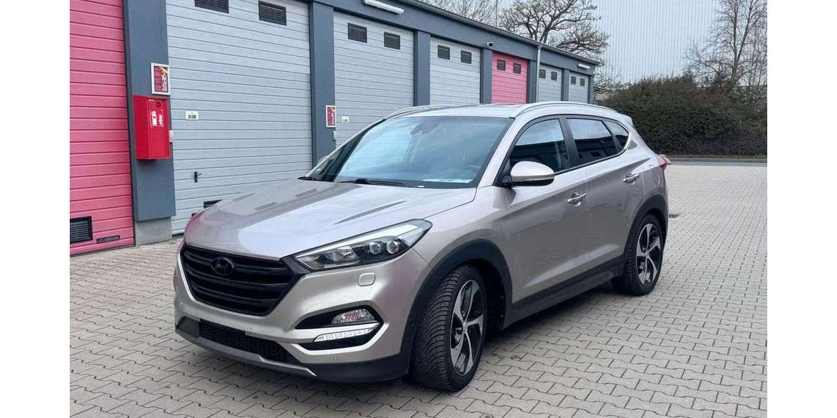 Hyundai TUCSON 153.000 km 15.899 &euro; Groß-Gerau 64521