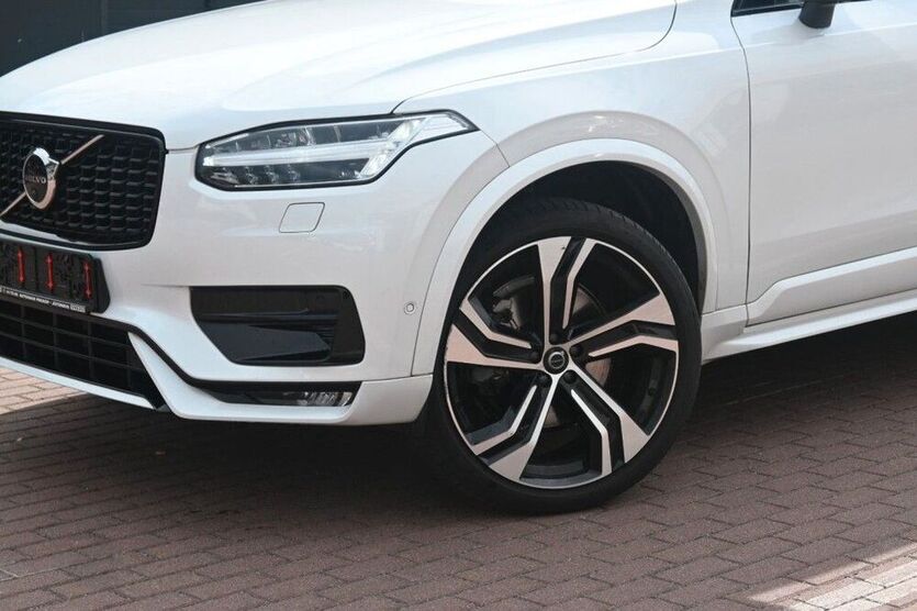 XC90