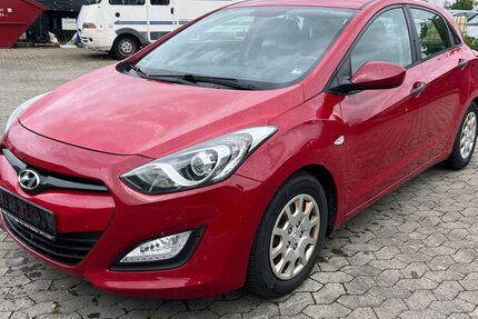 Hyundai i30 270.986 km 2.599 &euro; Uhingen 73066