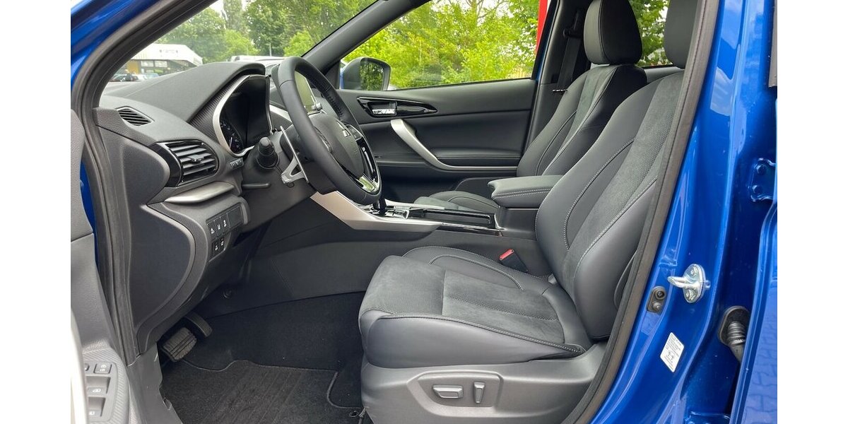 Mitsubishi Eclipse Cross PHEV PLUS mit SELECT-Paket VOR ORT 26.000 km 24.490 &euro; Donauwörth 86609