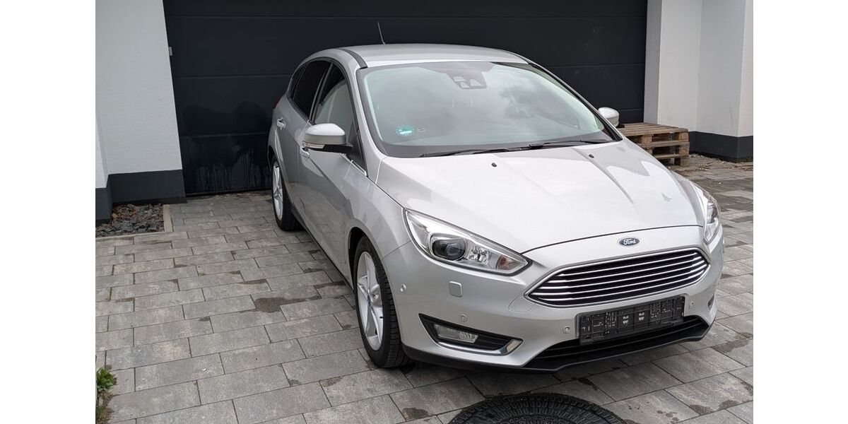 Ford Focus 55.000 km 8.200 &euro; Neumarkt i.d.Opf. 92318