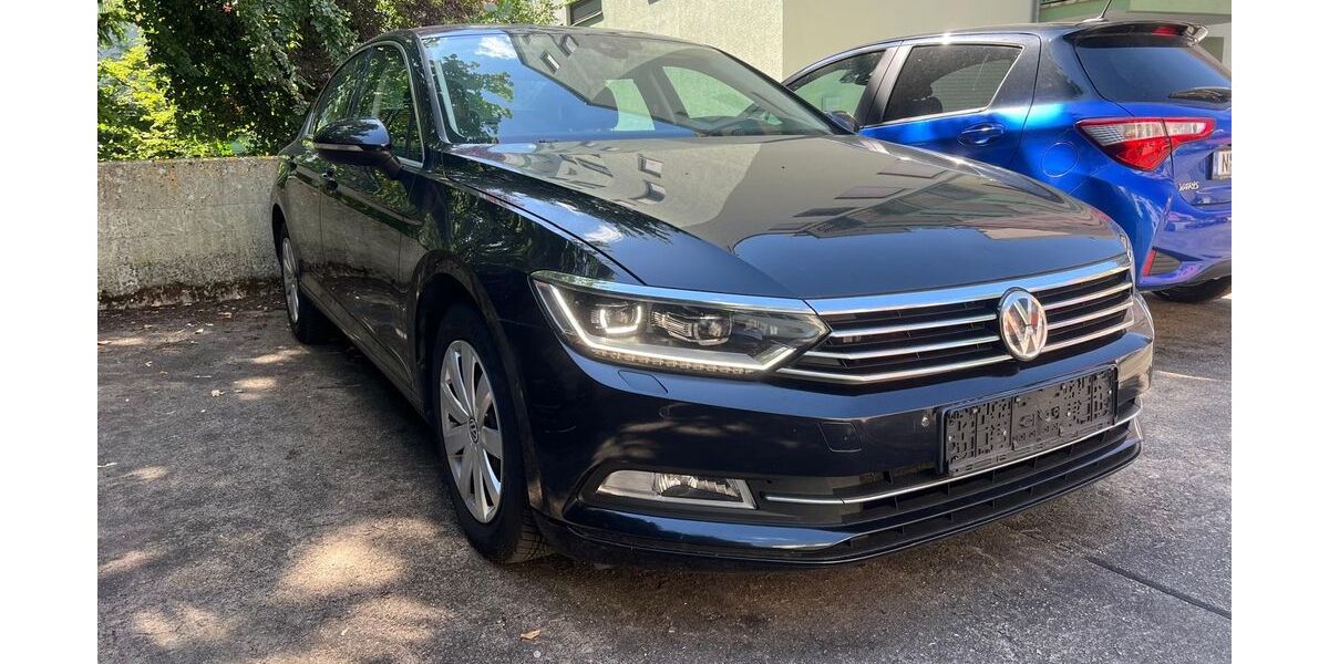 VW Passat 166.186 km 11.900 &euro; nÜrnberg 90459