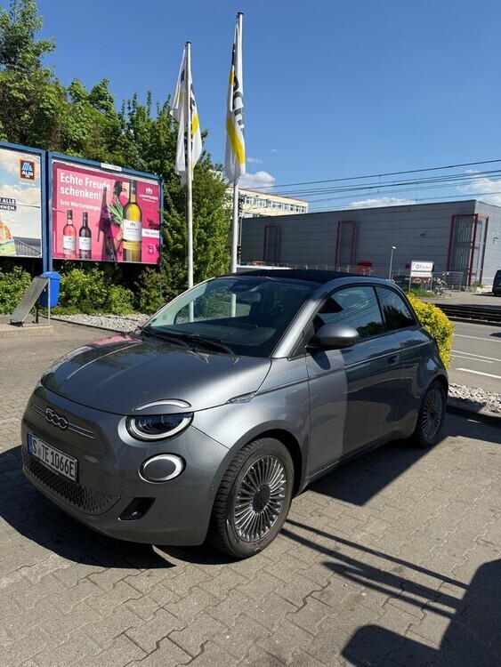 Fiat cabrio 500e 29.000 km 18.000 € Stuttgart 70173