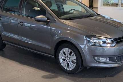 VW Polo 90.227 km 8.950 € Achim-Bierden 28832